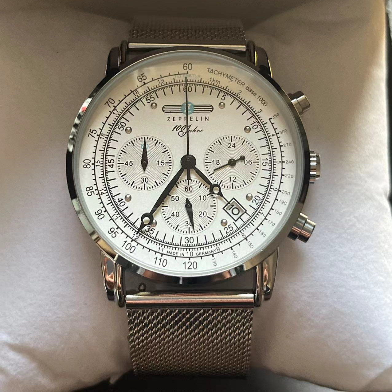 New Classic Men's Watch Three  - مراجعة Stainless Mesh Band وسعره