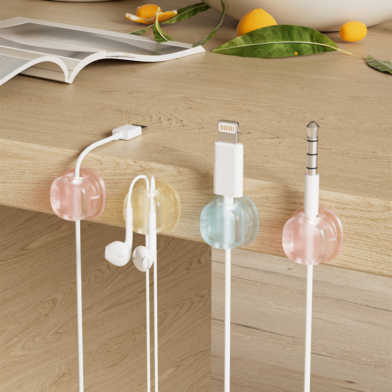 3 transparent color magnetic c - مراجعة Magnetic Charging Stand وسعره