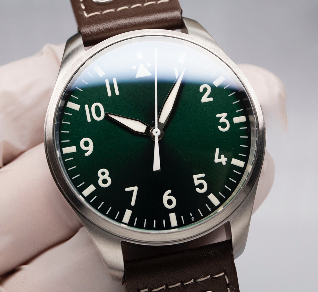 Young Men Sport Watch Digital  - مراجعة Ceramic Link Bracelet وسعره